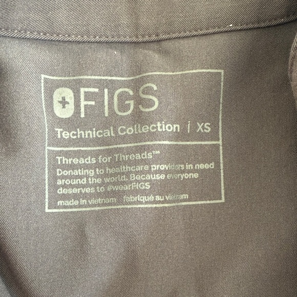 Figs Rafaela Scrub Top - Picture 2 of 4